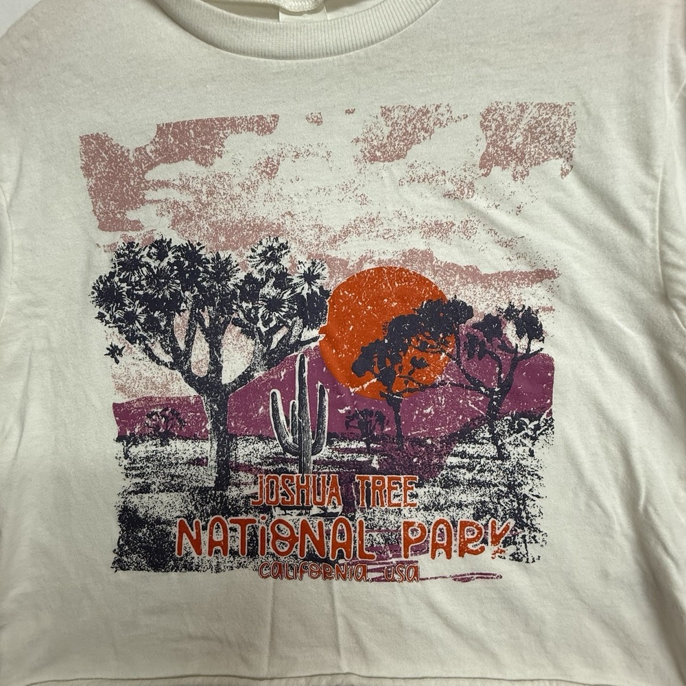 Joshua Tree National Park Crop T Shirt Womens XS Graphic Desert Sunset - Picture 4 of 8